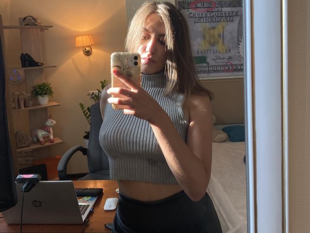 Kametia - сексуальная веб-камера в реальном времени - 21633117