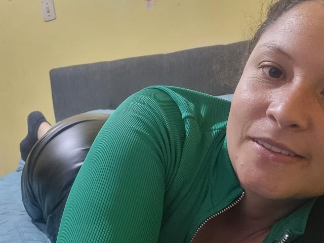 AmbertMorrison - Live porn &amp; sex cam - 21636865