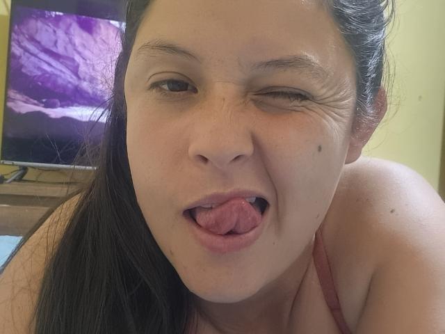 AmbertMorrison - Sexe cam en vivo - 21636885