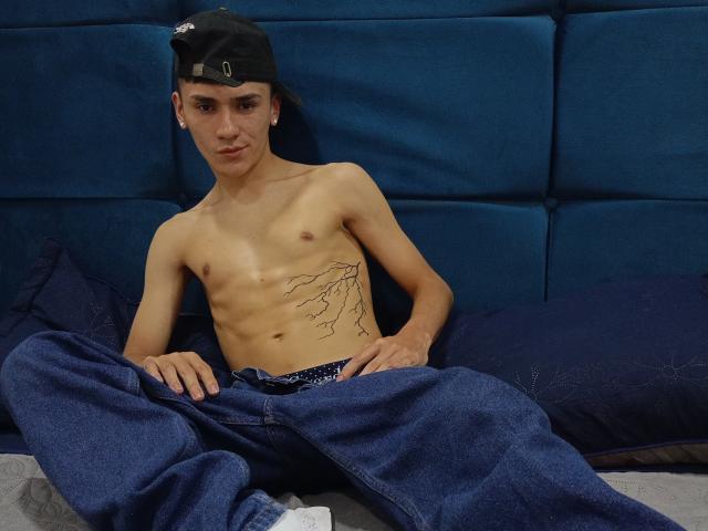 Marttin - Live porn &amp; sex cam - 21640289