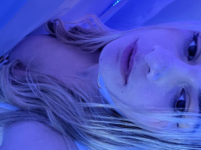 AtheneaRossi - Live porn &amp; sex cam - 21641477