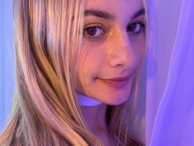 AtheneaRossi - Sexe cam en vivo - 21641489