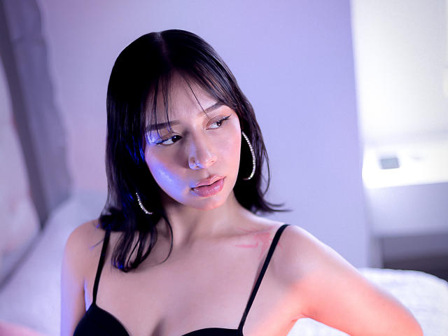 KateRooss - Camera khiêu dâm &amp; quyến rũ trực tiếp - 21642021