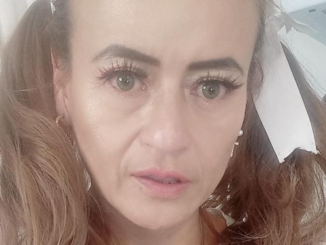 Maghenta - Live sex cam - 21643221