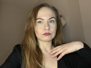 AndreaGold - Live sex cam - 21645349