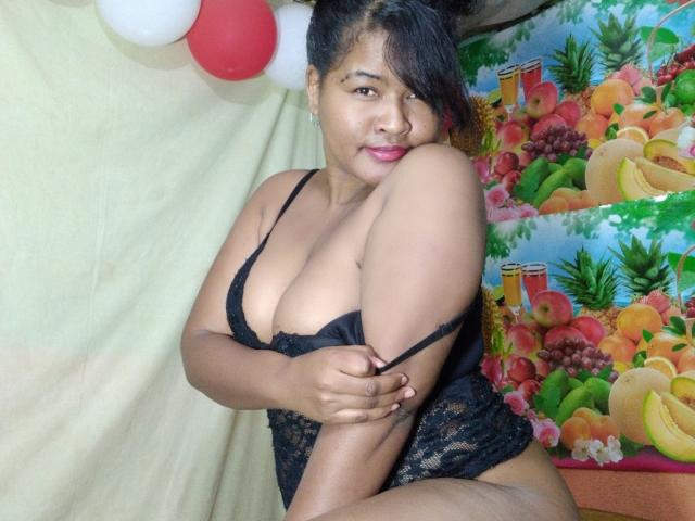 Minnah - сексуальная веб-камера в реальном времени - 21645925