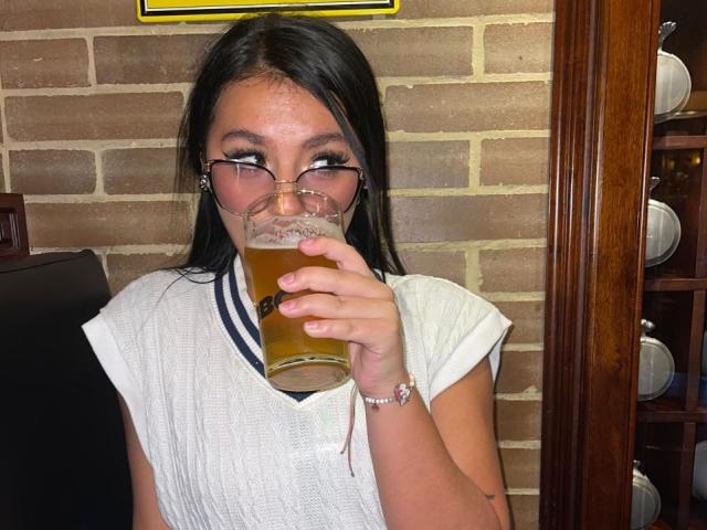 AlessiaFerry - Live sex cam - 21648157