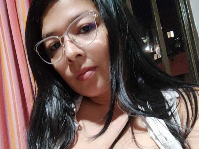 LindySuarez - Camera khiêu dâm &amp; quyến rũ trực tiếp - 21653269