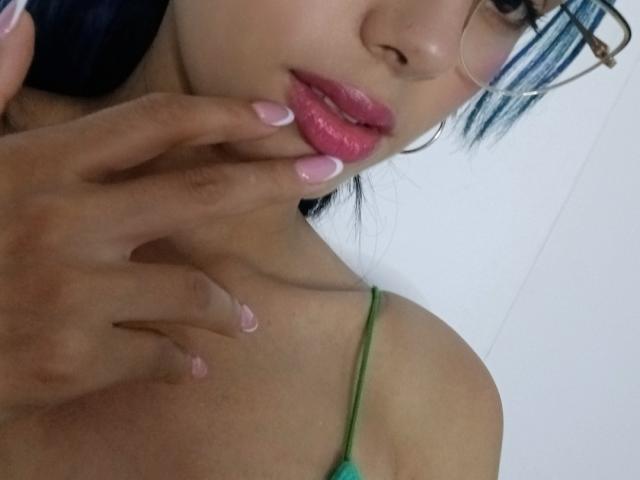 AnaisHilton - Live porn &amp; sex cam - 21654013