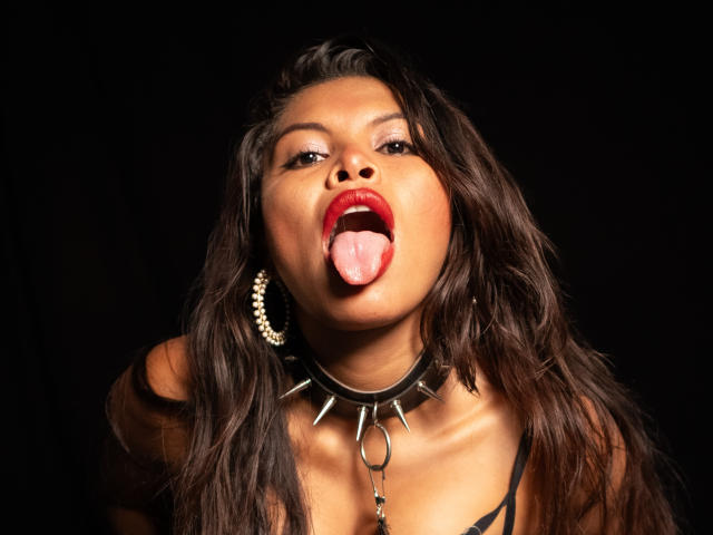 MarceBetancur - Live porn &amp; sex cam - 21655829