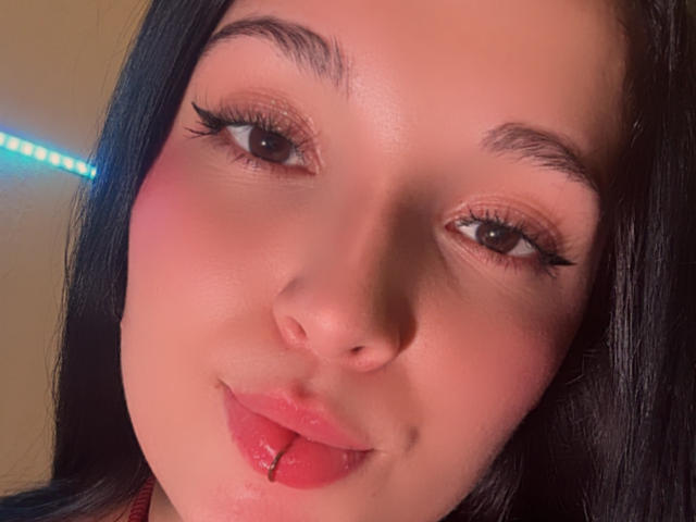 SarahGood - Élő pornó és szexkamera - 21656481