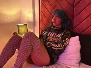 LeilaSnowflake - Live sex cam - 21659097