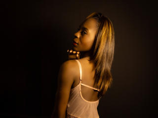 Angeiiina - сексуальная веб-камера в реальном времени - 21660733