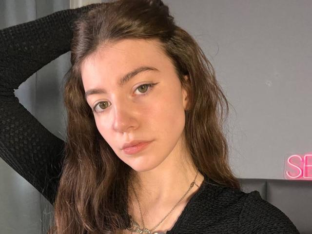 VinnaSkyHott - Live Sex Cam - 21661013