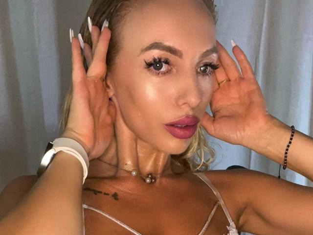 LoreenBlanc - Live porn &amp; sex cam - 21662481