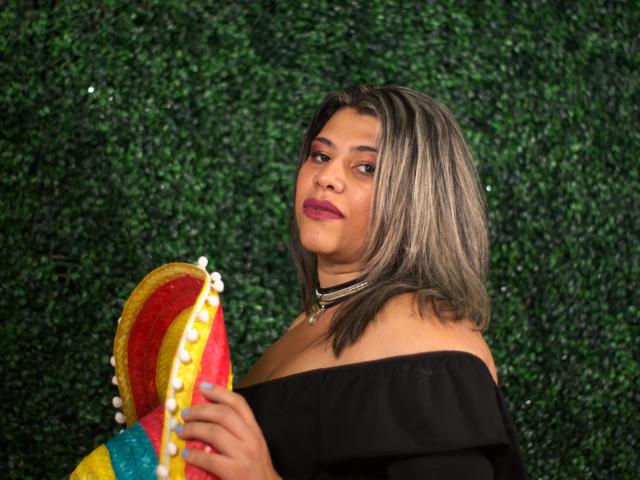 AlmaWhite - Live porn &amp; sex cam - 21662961