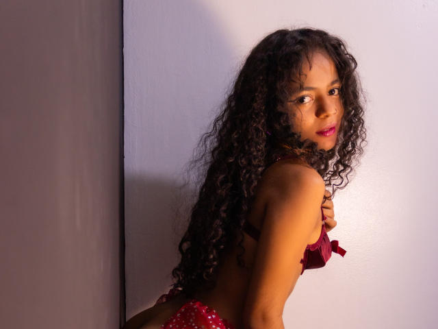 WinniferGonzalez - Live porn &amp; sex cam - 21664689