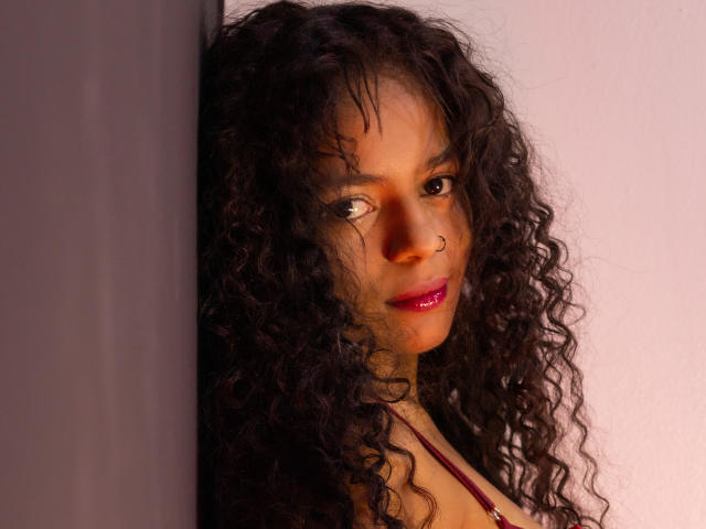 WinniferGonzalez - Live porn &amp; sex cam - 21664697