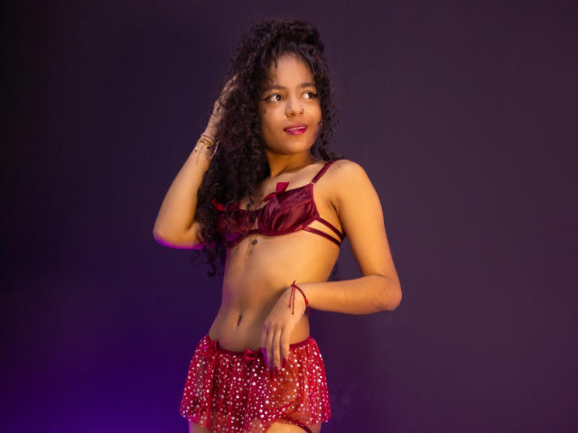 WinniferGonzalez - Live porn &amp; sex cam - 21664709