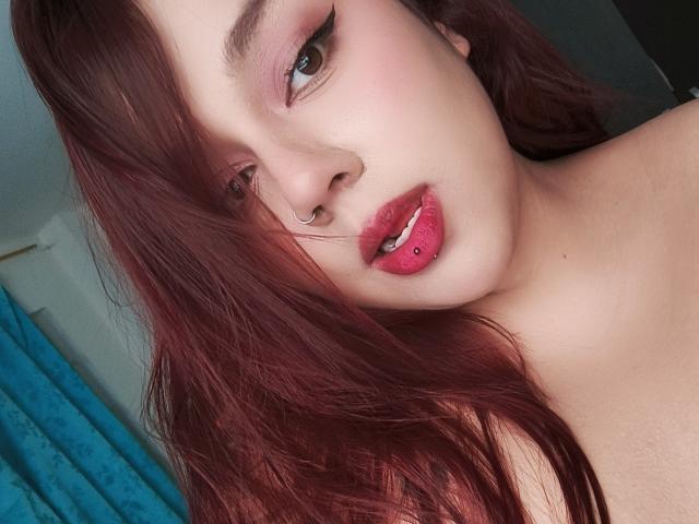 EmilyDom - Live porn &amp; sex cam - 21667777