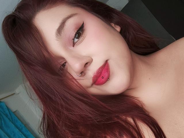 EmilyDom - Live porn &amp; sex cam - 21667785