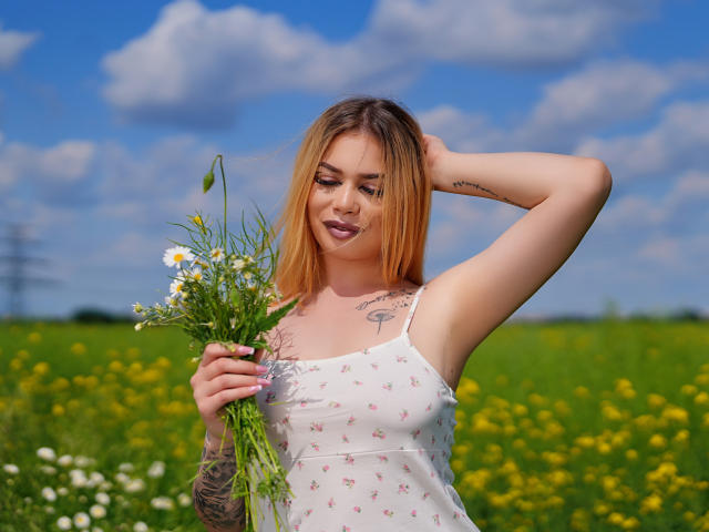 SharonnLove - Camera khiêu dâm &amp; quyến rũ trực tiếp - 21672313