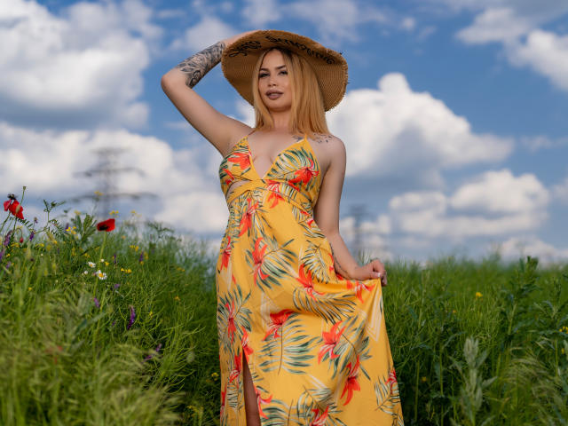 SharonnLove - Live porn &amp; sex cam - 21672325