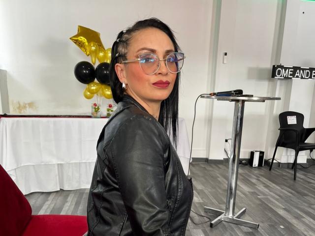 MissEla69 - Live porn &amp; sex cam - 21675201