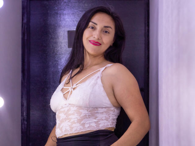 Tamaraas - Live porn &amp; sex cam - 21676133