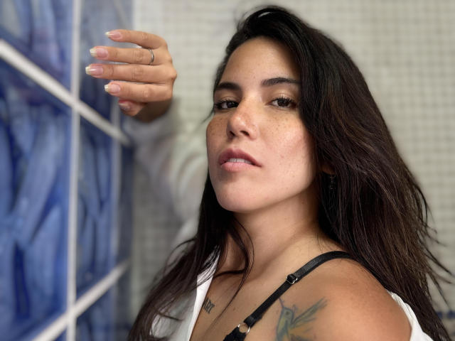 KissedBySun - Live porn &amp; sex cam - 21684069