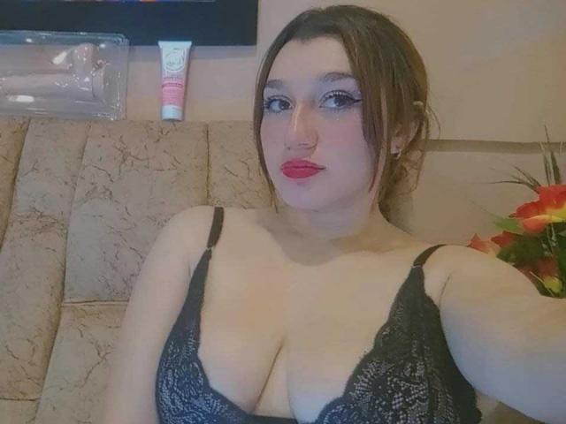 MiaLexy - פורנו בשידור חי ומצלמת סקס - 21685073