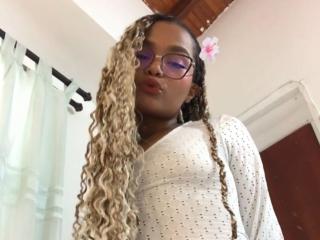 KimberlyWalker69 - сексуальная веб-камера в реальном времени - 21686917
