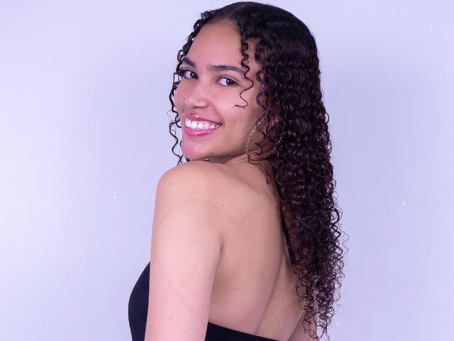 ShantallJenner - Live porn &amp; sex cam - 21690997