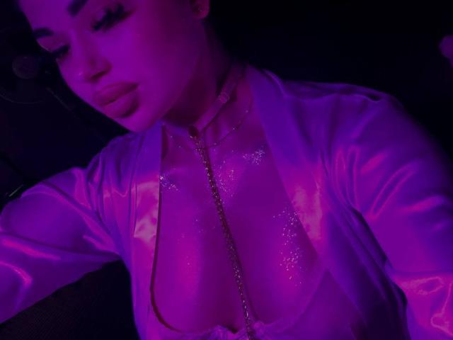 TiffanyHouston - сексуальная веб-камера в реальном времени - 21692025