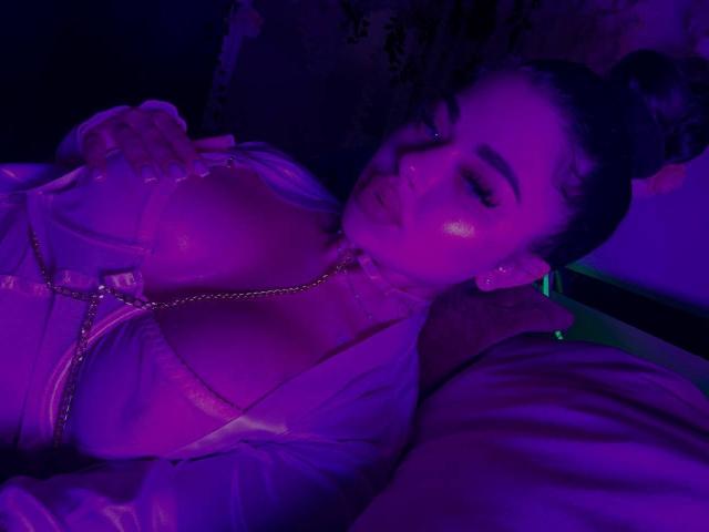 TiffanyHouston - Sexe cam en vivo - 21692061