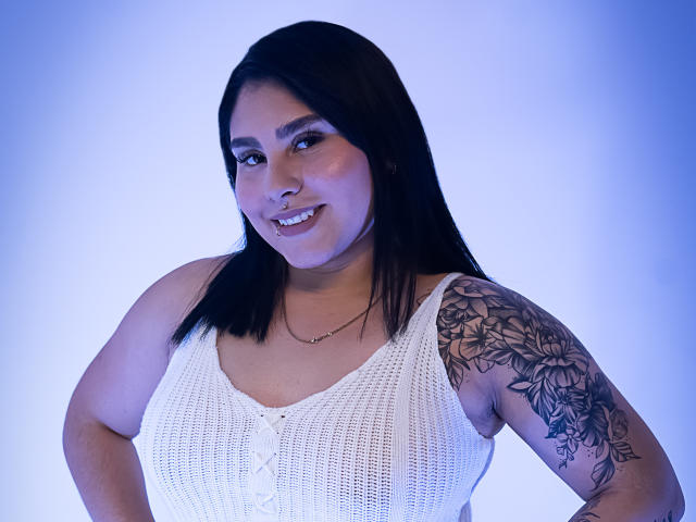 KatiaRodriguez - Live sex cam - 21692825