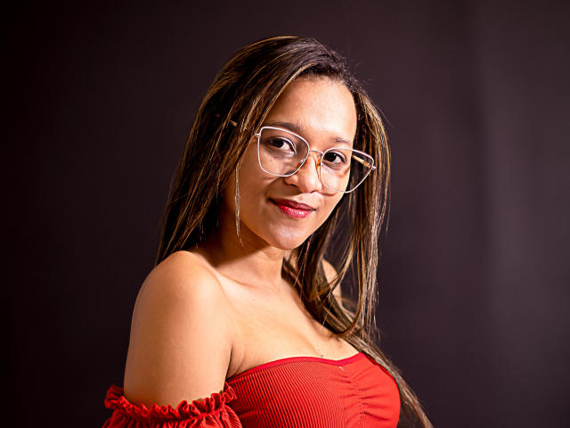 EmiliaChristophe - Live porn &amp; sex cam - 21693301