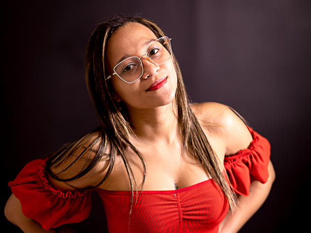 EmiliaChristophe - Live porn &amp; sex cam - 21693317