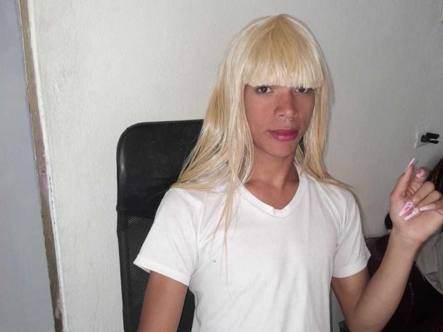 BettySita - Live porno og sexkamera - 21696969