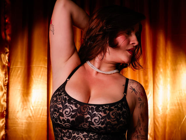 ChristineBray - Live sex cam - 21697413