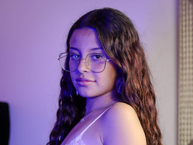 EmilyDarks - Camera khiêu dâm &amp; quyến rũ trực tiếp - 21704693