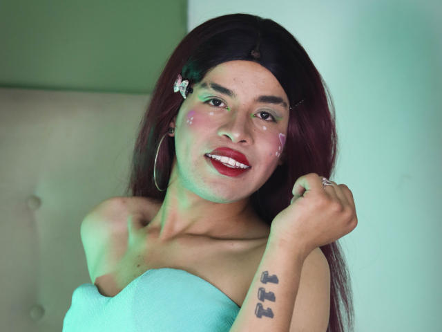 DonnaHarpperTs - Camera khiêu dâm &amp; quyến rũ trực tiếp - 21705349