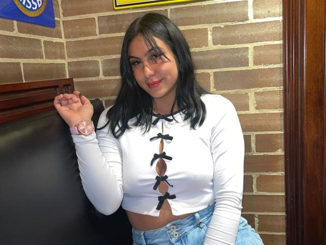 SarahXRouse - Live sex cam - 21706253