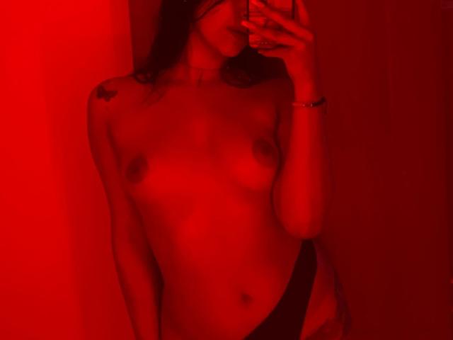 ElizabethMacy - Live sexe cam - 21706761