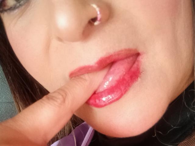 AlessadraJones - Live porn &amp; sex cam - 21708081