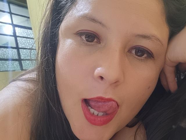 AmbertMorrison - Sexe cam en vivo - 21708377