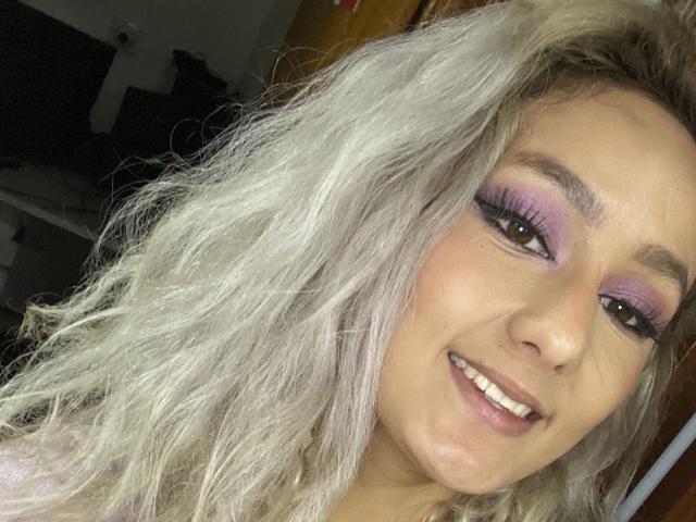 FloraSaenz - Live sex cam - 21712269