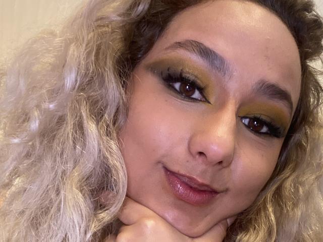 FloraSaenz - Live porn &amp; sex cam - 21712337