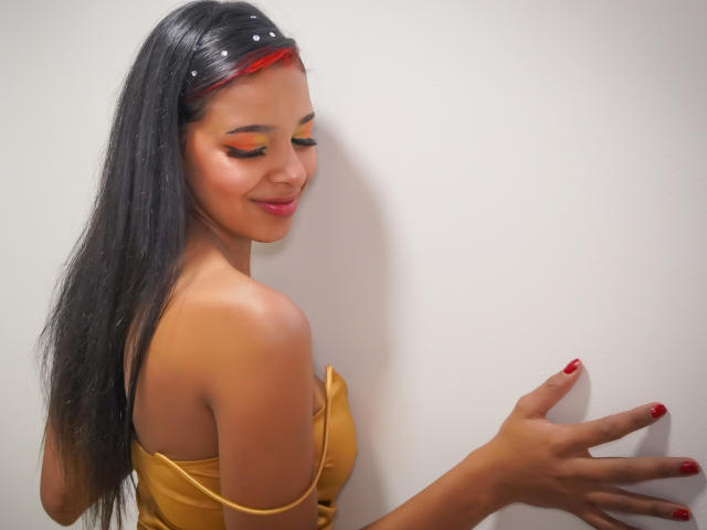 AriianaMendoza - Camera khiêu dâm &amp; quyến rũ trực tiếp - 21713013