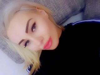 AdriannNita-hot - Live porn &amp; sex cam - 21715881